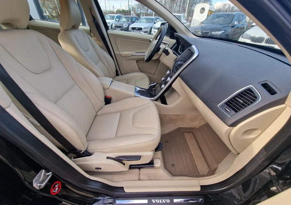 Volvo XC 60 cena 67000 przebieg: 165010, rok produkcji 2014 z Nowa Dęba małe 277